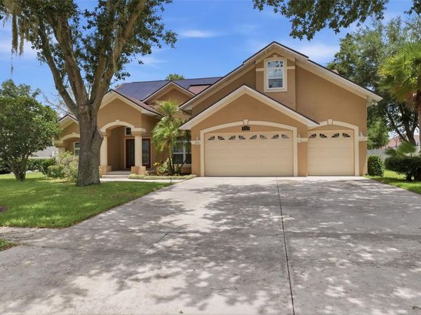 2112 HERITAGE CREST DRIVE , VALRICO, FL 33594