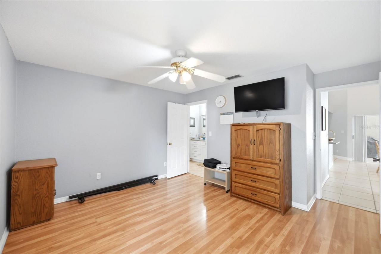 2112 Heritage Crest Drive , Valrico, FL 33594 Photo