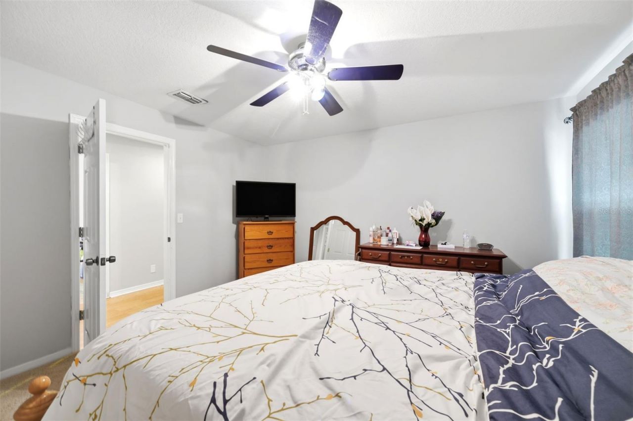 2112 Heritage Crest Drive , Valrico, FL 33594 Photo