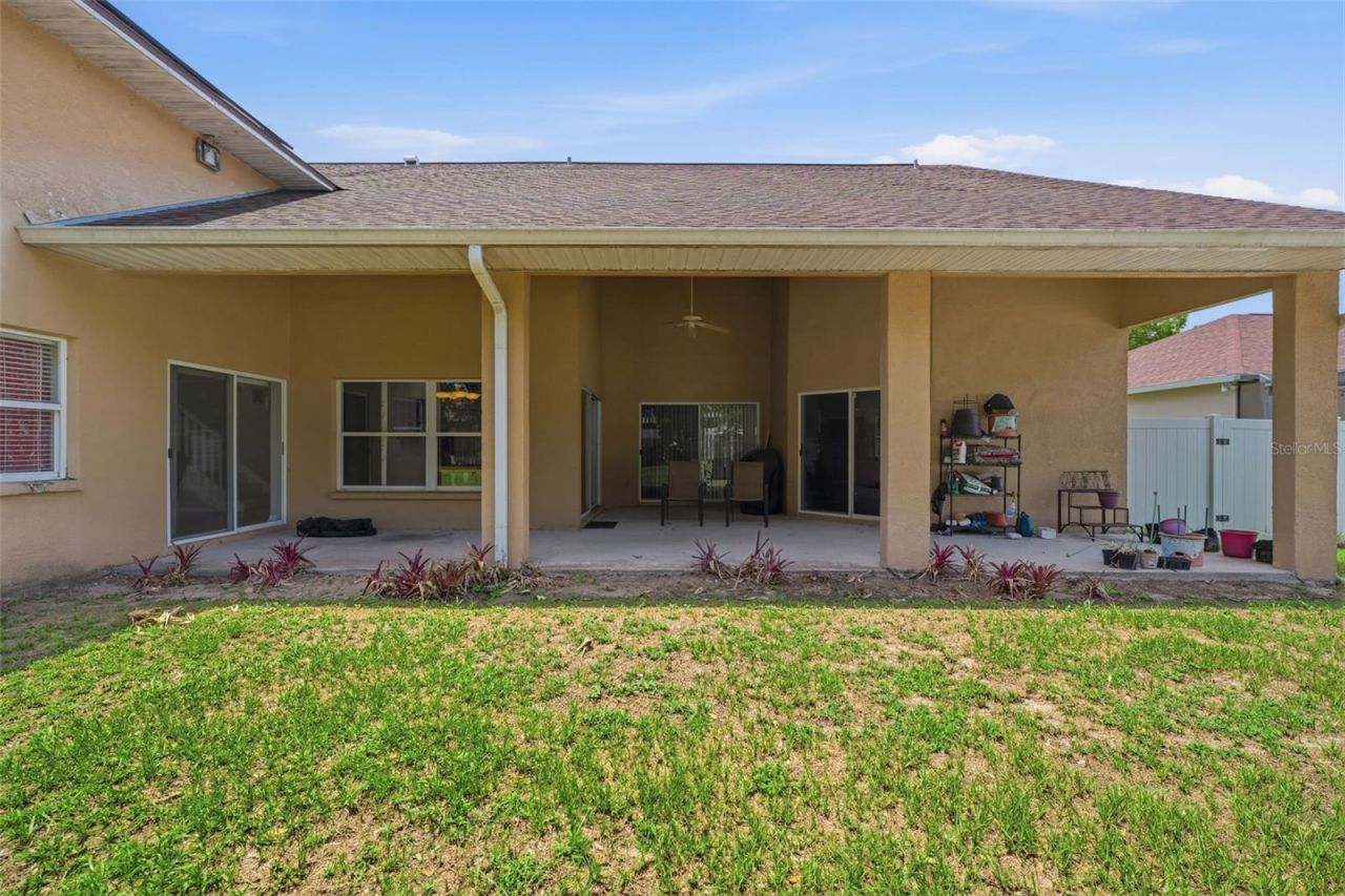 2112 Heritage Crest Drive , Valrico, FL 33594 Photo