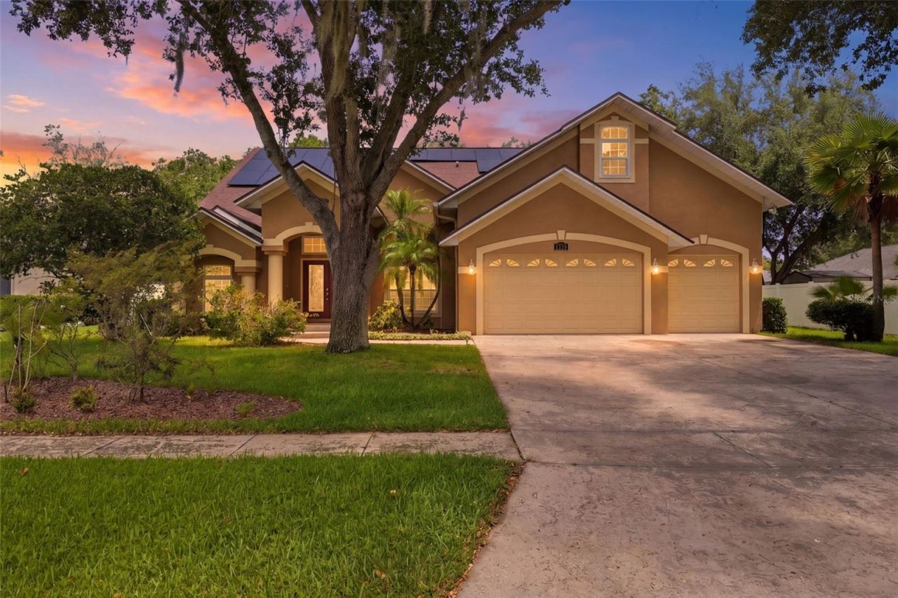2112 Heritage Crest Drive , Valrico, FL 33594 Photo