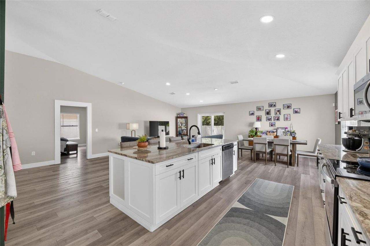 31620 Loch Aline Drive , Wesley Chapel, FL 33545 Photo