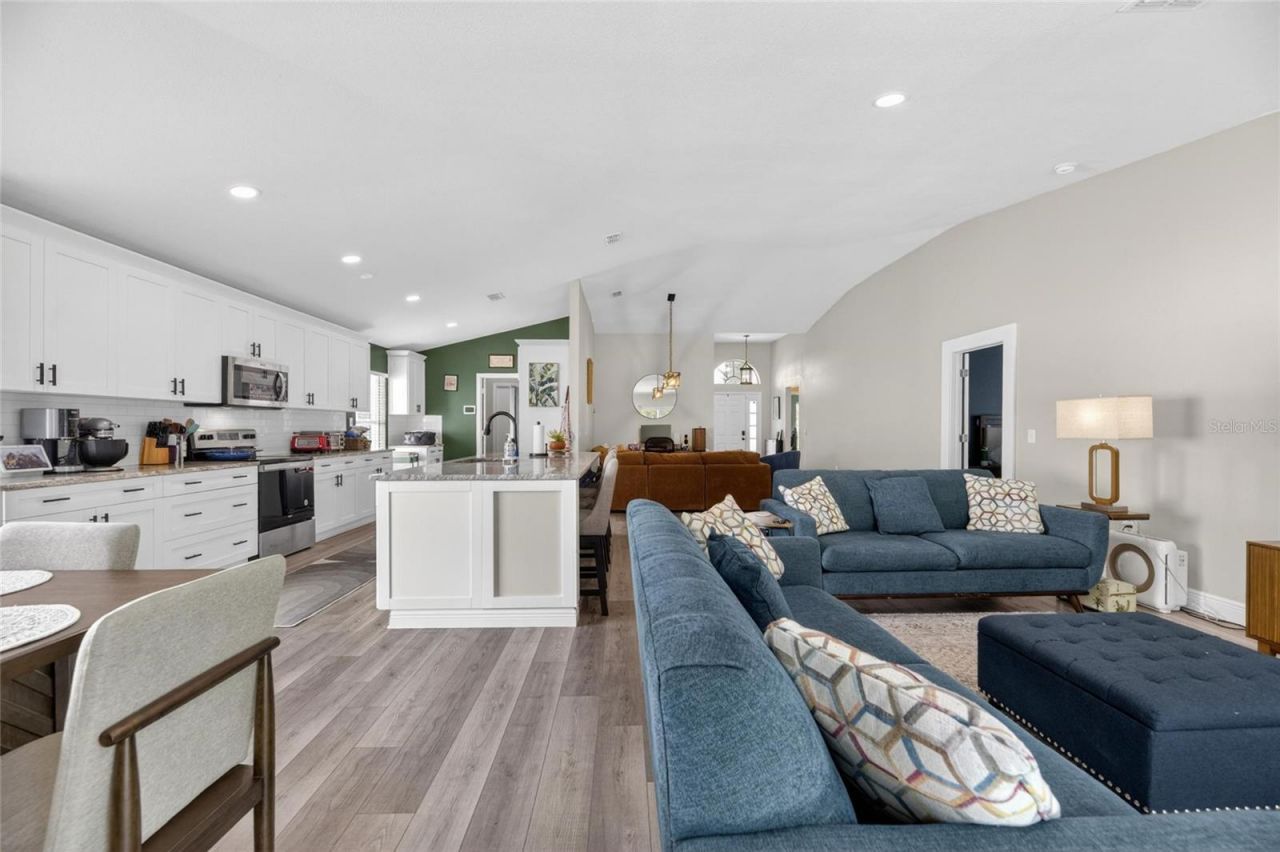 31620 Loch Aline Drive , Wesley Chapel, FL 33545 Photo