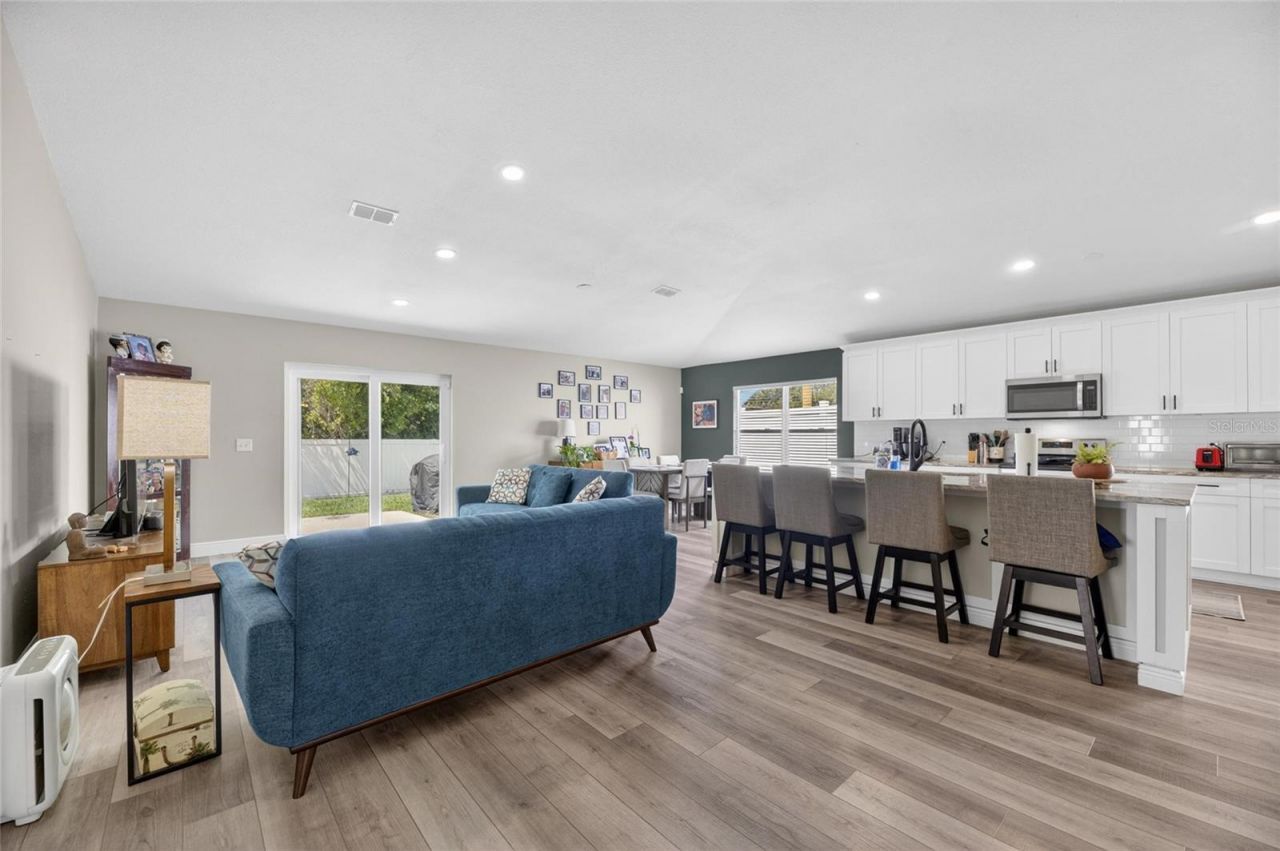 31620 Loch Aline Drive , Wesley Chapel, FL 33545 Photo