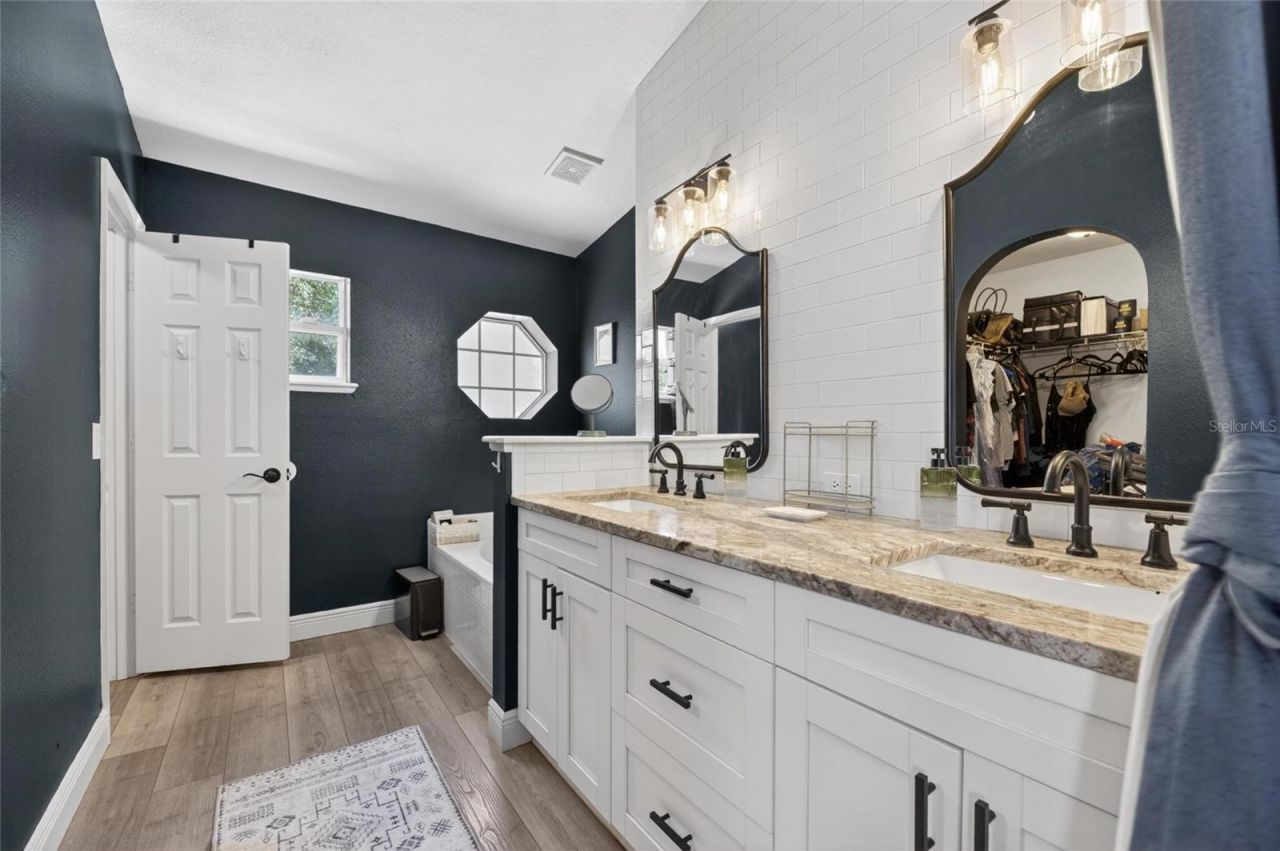 31620 Loch Aline Drive , Wesley Chapel, FL 33545 Photo