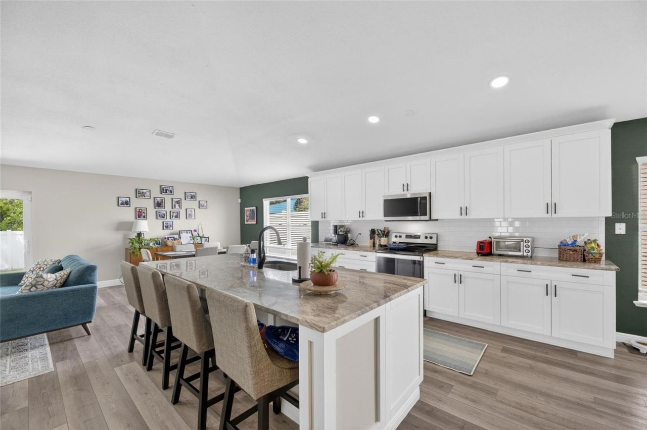 31620 Loch Aline Drive , Wesley Chapel, FL 33545 Photo