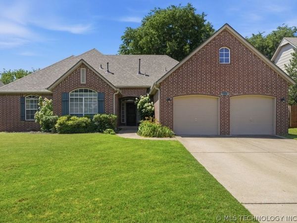 2830 E 103rd Street , Tulsa, OK 74137