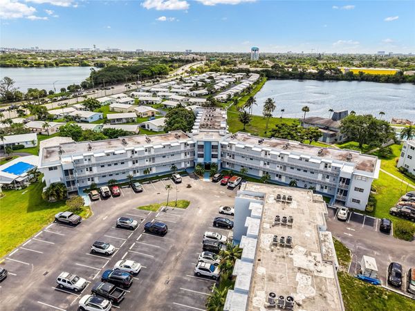 2309 Park Lane, Unit 202, Hollywood, FL 33021