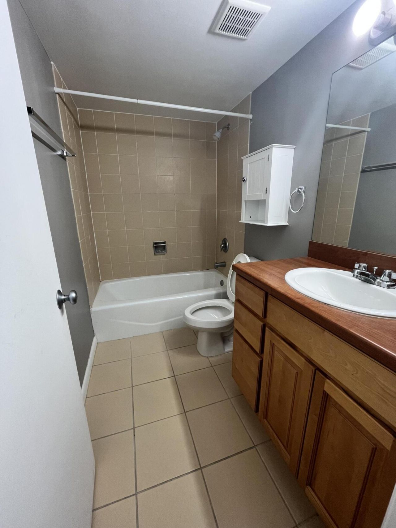 1700 Presidential Way, Unit 203, West Palm Beach, FL 33401 Photo