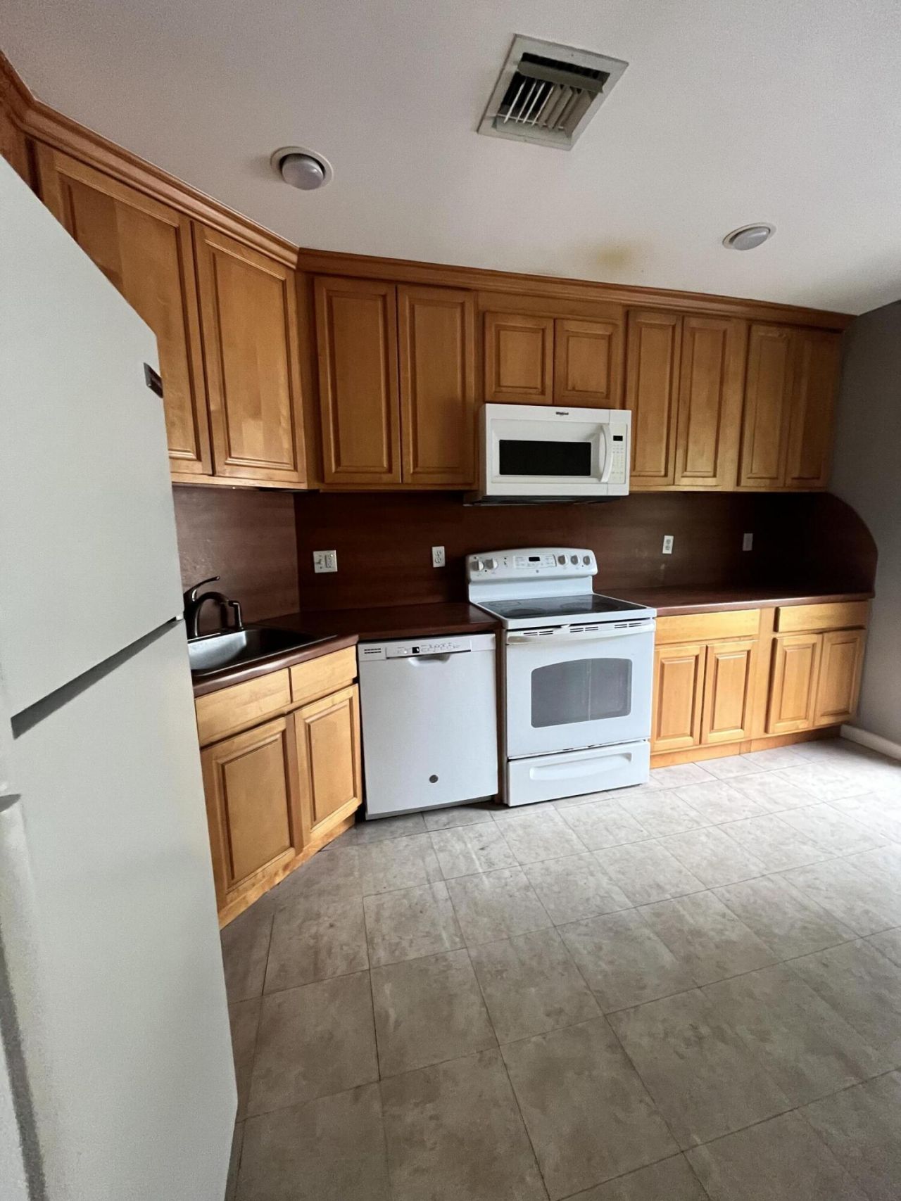 1700 Presidential Way, Unit 203, West Palm Beach, FL 33401 Photo