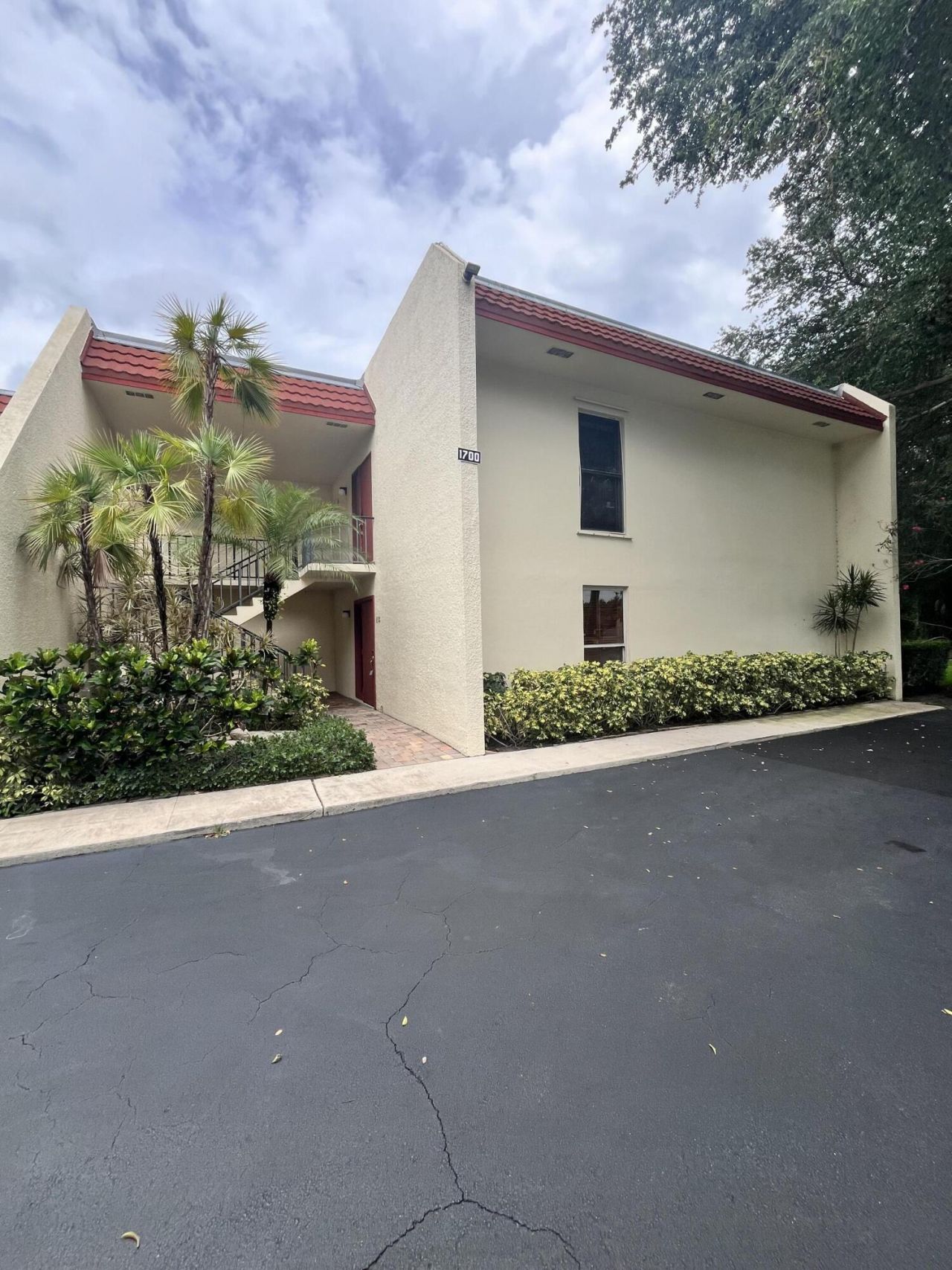 1700 Presidential Way, Unit 203, West Palm Beach, FL 33401 Photo