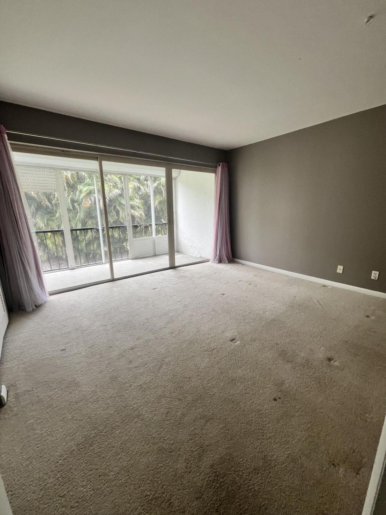1700 Presidential Way, Unit 203, West Palm Beach, FL 33401 Photo