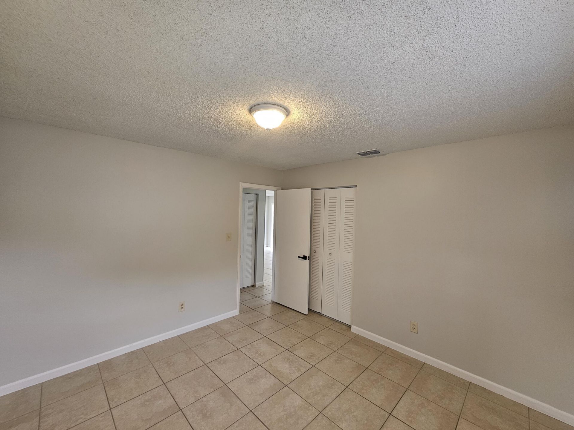 2031 Hugo Road, Fort Pierce, FL 34946 Photo