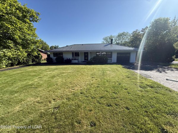 10 Frederick Drive, Conyngham, PA 18219