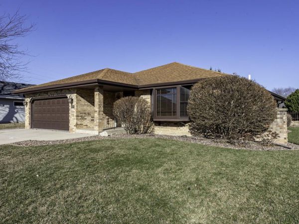 8109 64th Ave, Kenosha, WI 53142
