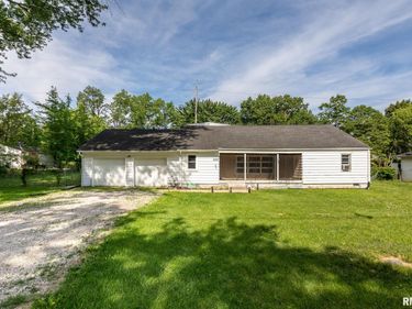 2133 N NORTHCREST Drive, Peoria, IL 61604