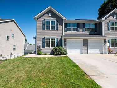 25 ROSALIES WAY , TEMPLE, PA 19560