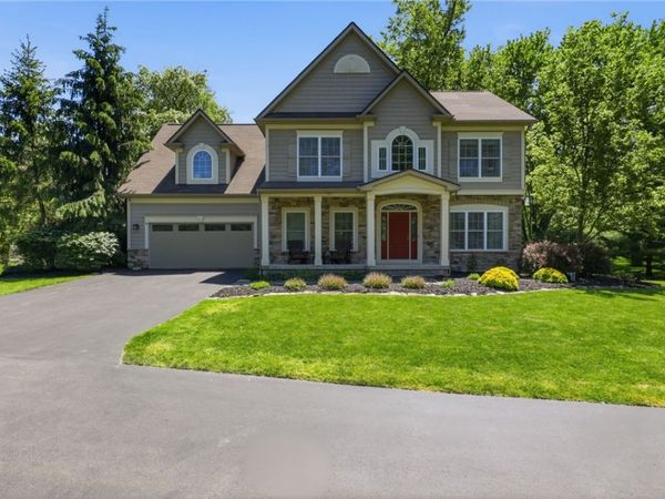 6 Fernstone Lane , Penfield, NY 14526