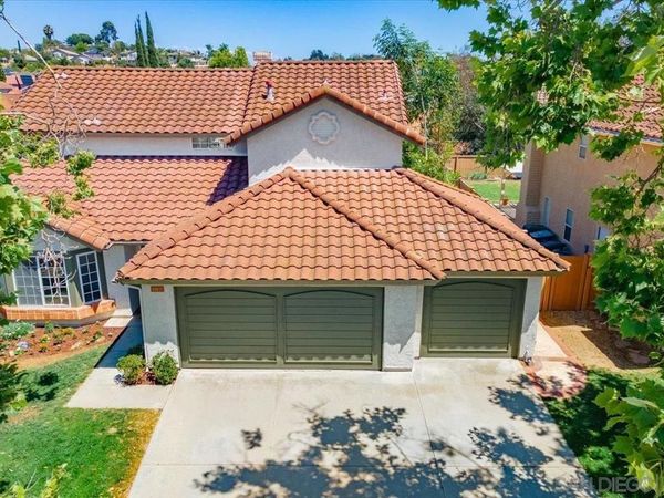1726 Las Palmas Ln, Escondido, CA 92026