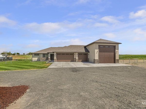 4084 N 1600 E, Buhl, ID 83316