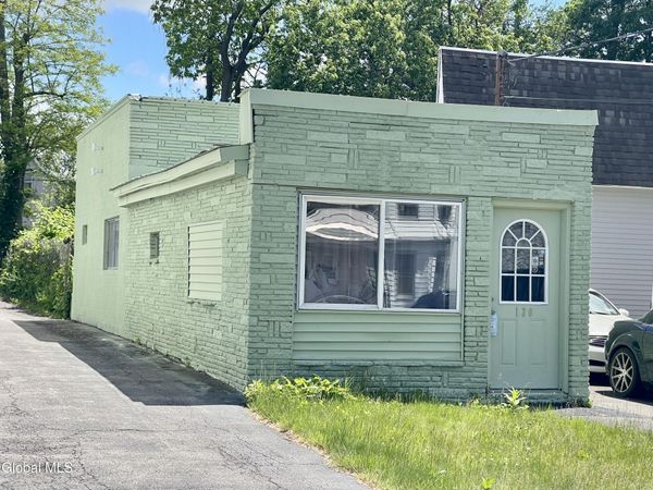 130 McClellan Street, Schenectady, NY 12304