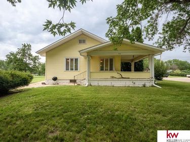 970 E 4th Street, Superior, NE 68978
