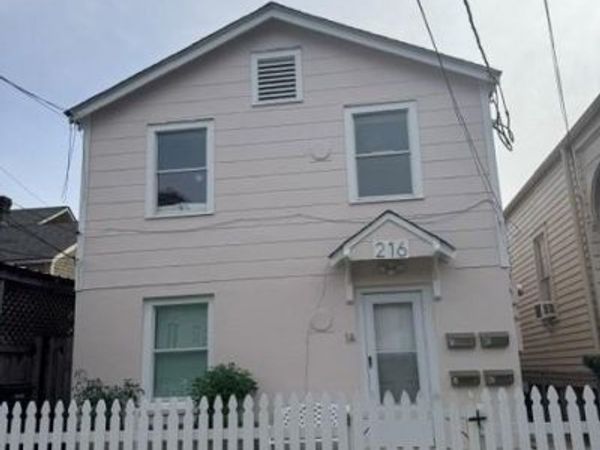 216 BERMUDA Street , Unit 1a, New Orleans, LA 70114