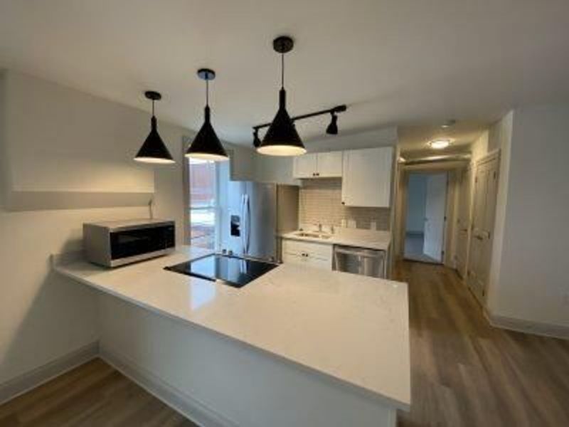 125.5 W Columbus Avenue, Unit Suite 4, Bellefontaine, OH 43311 Photo 2