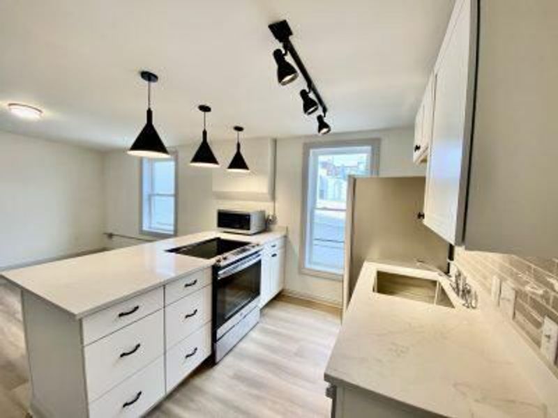 125.5 W Columbus Avenue, Unit Suite 4, Bellefontaine, OH 43311 Photo 3