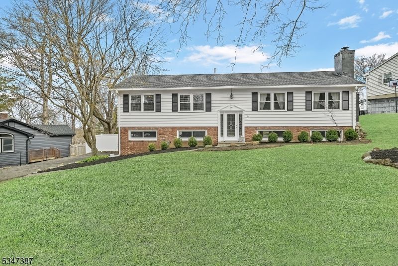 104 Summit Rd, Sparta, NJ 07871 Main Photo