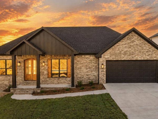 169 Maumelle Valley Drive, Maumelle, AR 72113