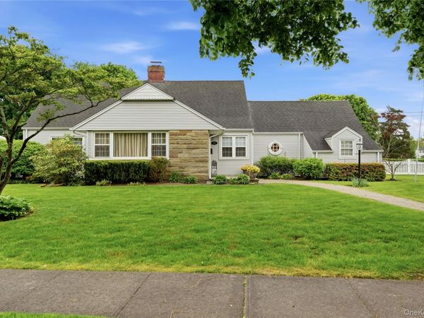 99 Oldfield Avenue , Amityville, NY 11701