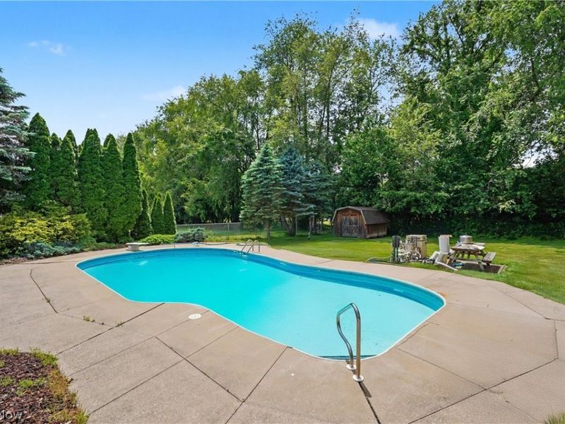 3789 Lake Vista Road , Coventry, OH 44319 Photo 5