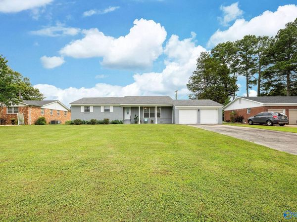 1109 SW Betty Street, Decatur, AL 35603