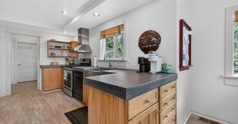 139 Lake Almanor West Drive, Lake Almanor, CA 96020 Photo