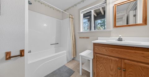 139 Lake Almanor West Drive, Lake Almanor, CA 96020 Photo