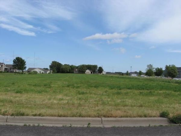 1412 Elsie Drive , Glencoe, MN 55336