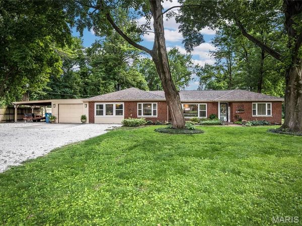 289 W Haller Drive, East Alton, IL 62024