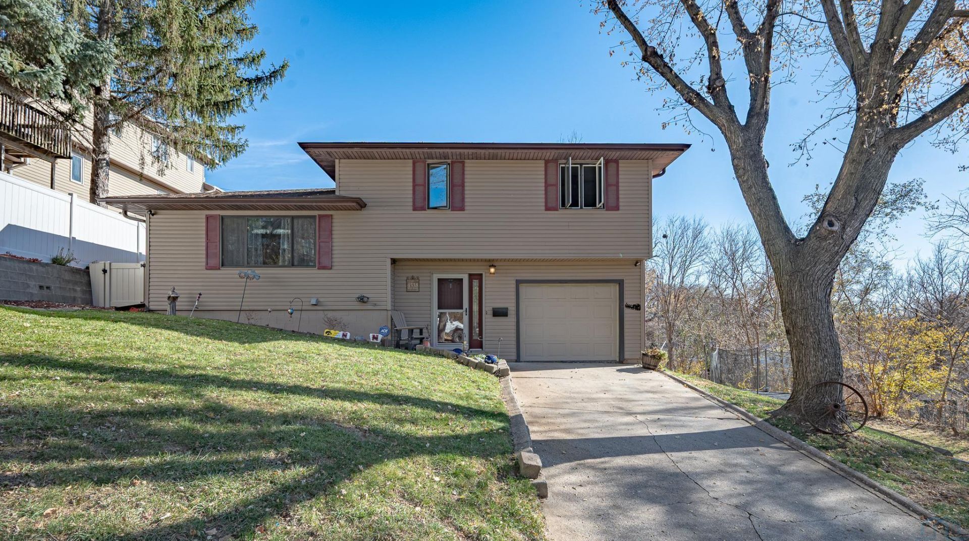 4538 Polk St, Sioux City, IA 51108 Main Photo