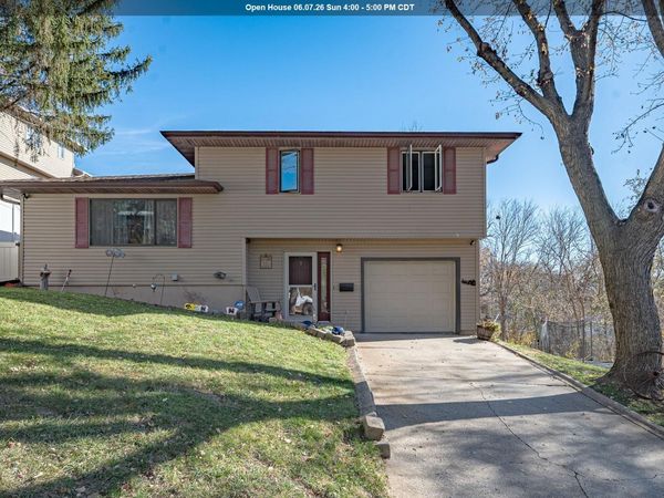 4538 Polk St, Sioux City, IA 51108