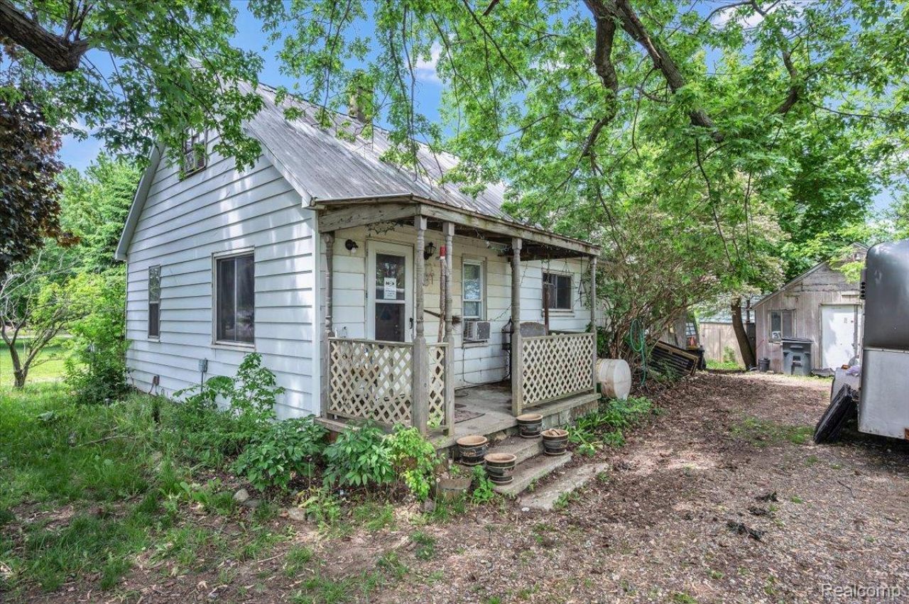 2200 W Oregon Street, Mayfield Township, Mi 48446 Main Photo