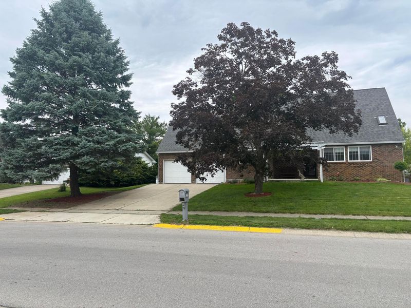 6378 Youngland Drive, Columbus, OH 43228 Photo 4