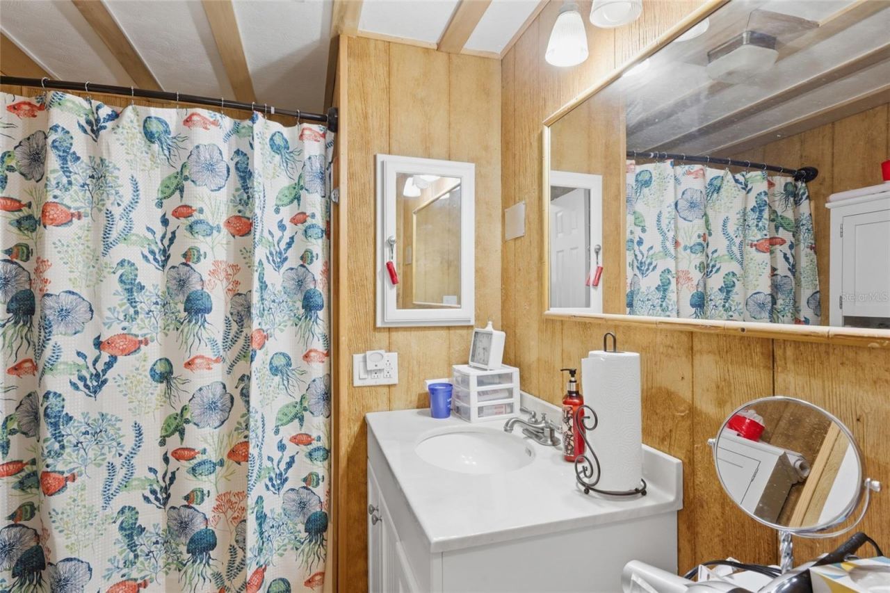 921 Faith Circle E, Unit 6, Bradenton, FL 34212 Photo