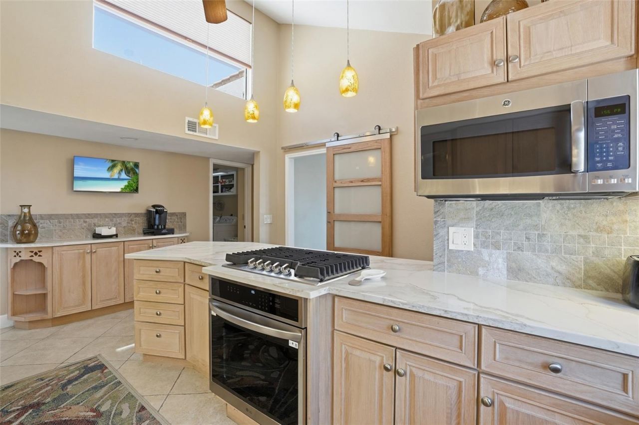 25188 Marion Avenue, Unit 10, Punta Gorda, FL 33950 Photo
