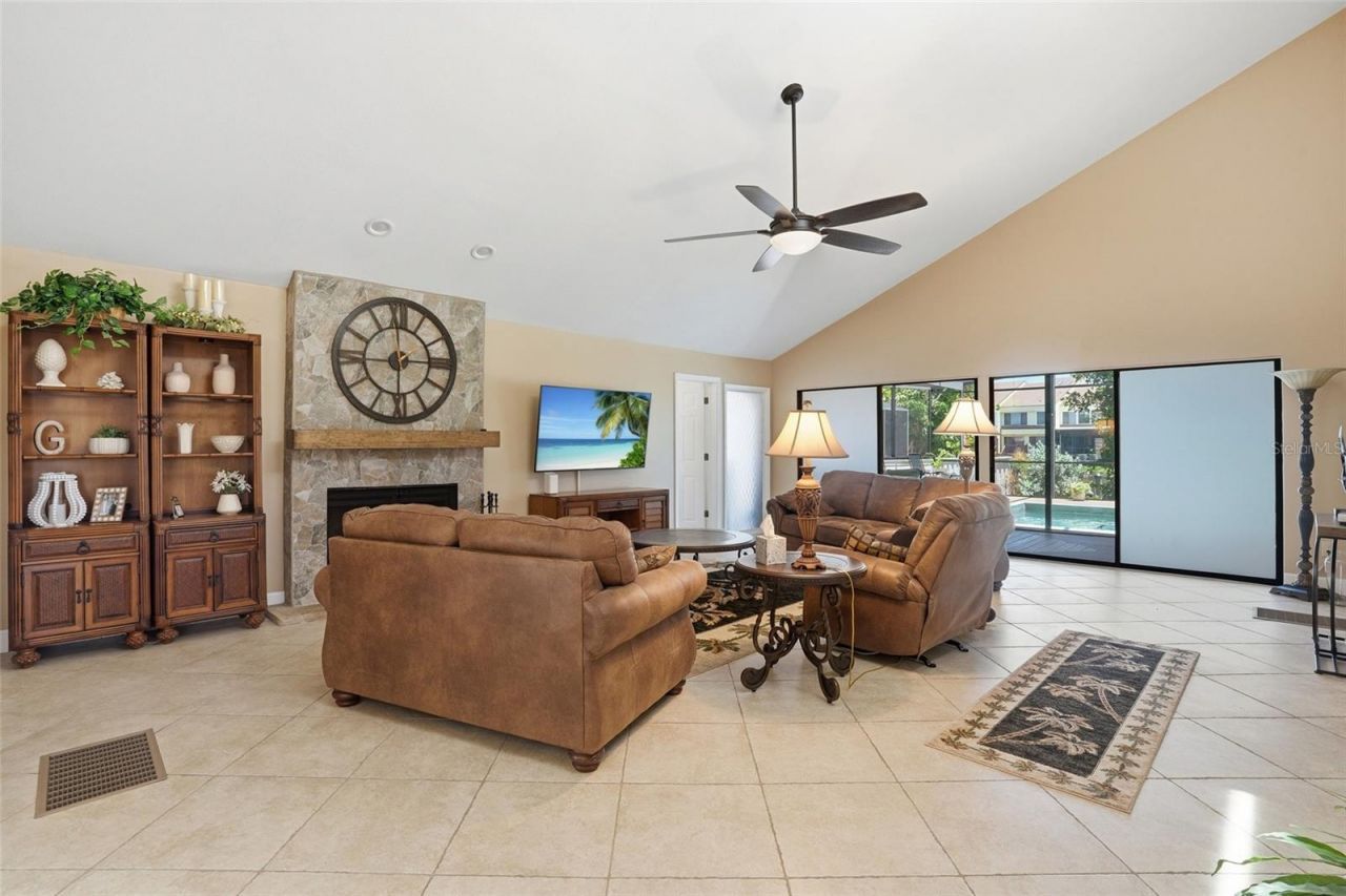 25188 Marion Avenue, Unit 10, Punta Gorda, FL 33950 Photo