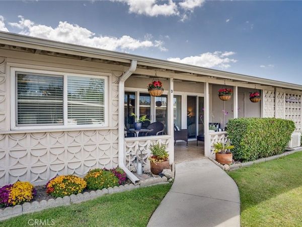 1075 Brookline Road, Unit 220D, Seal Beach, CA 90740