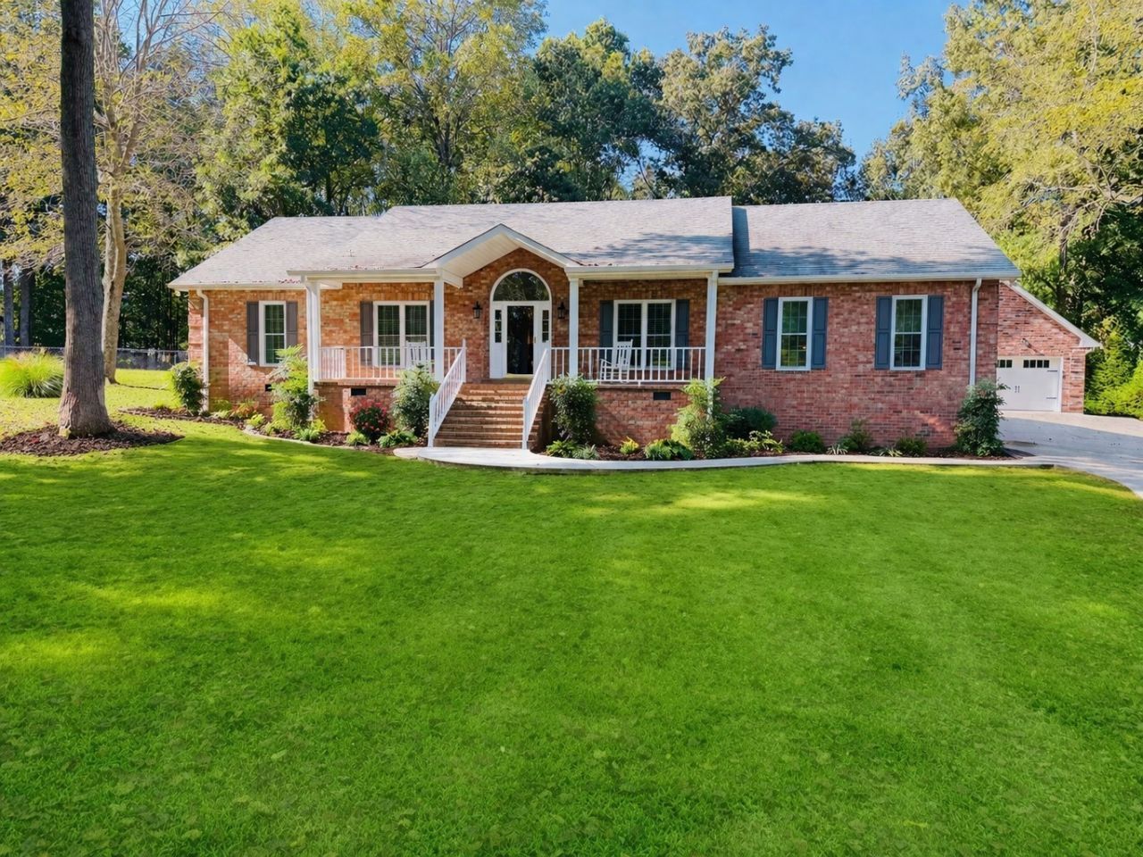 320 Spring Valley Dr, Cottontown, TN 37048 Main Photo