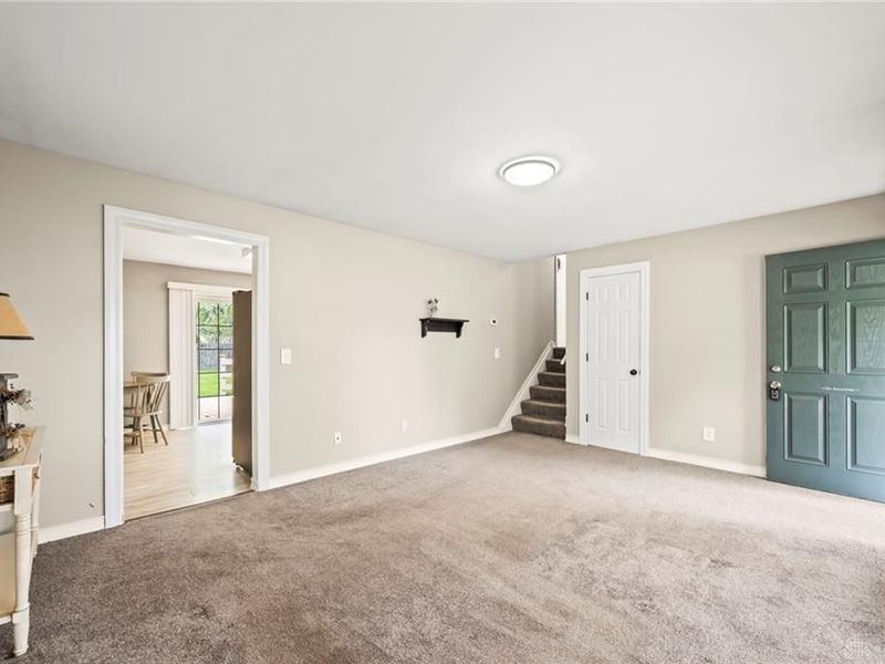 130 Teakwood Lane, Springboro, OH 45066 Photo 12