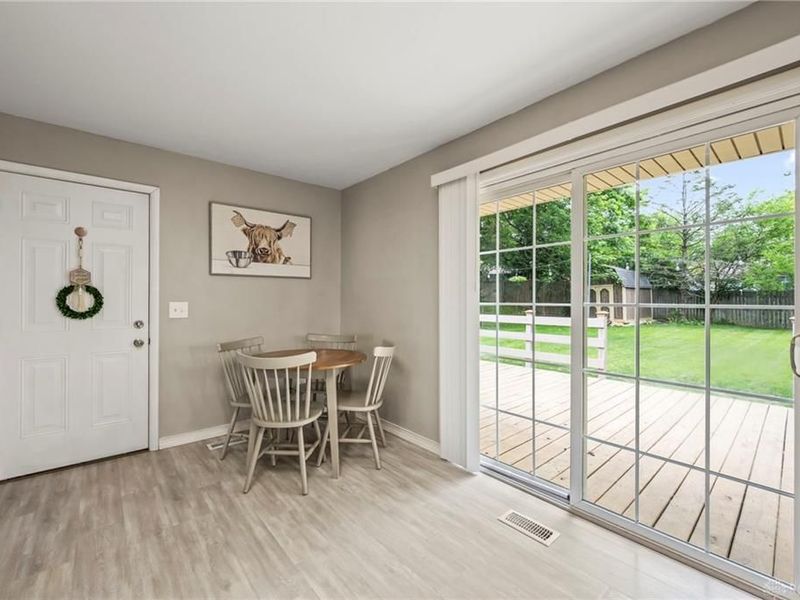 130 Teakwood Lane, Springboro, OH 45066 Photo 8