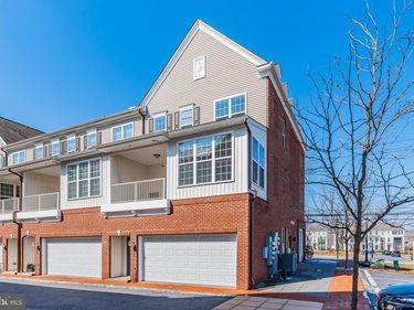 1323 SAXTON WAY , MECHANICSBURG, PA 17055
